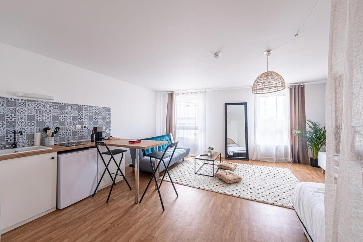 Studio Disneyland En 10 Min Paris 30 Min Montévrain Buitenkant foto